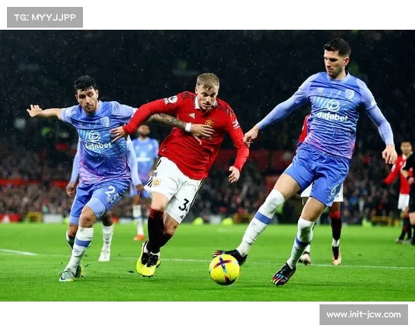 伯恩茅斯主场392分钟未先丢球，但核心中卫停赛成隐忧